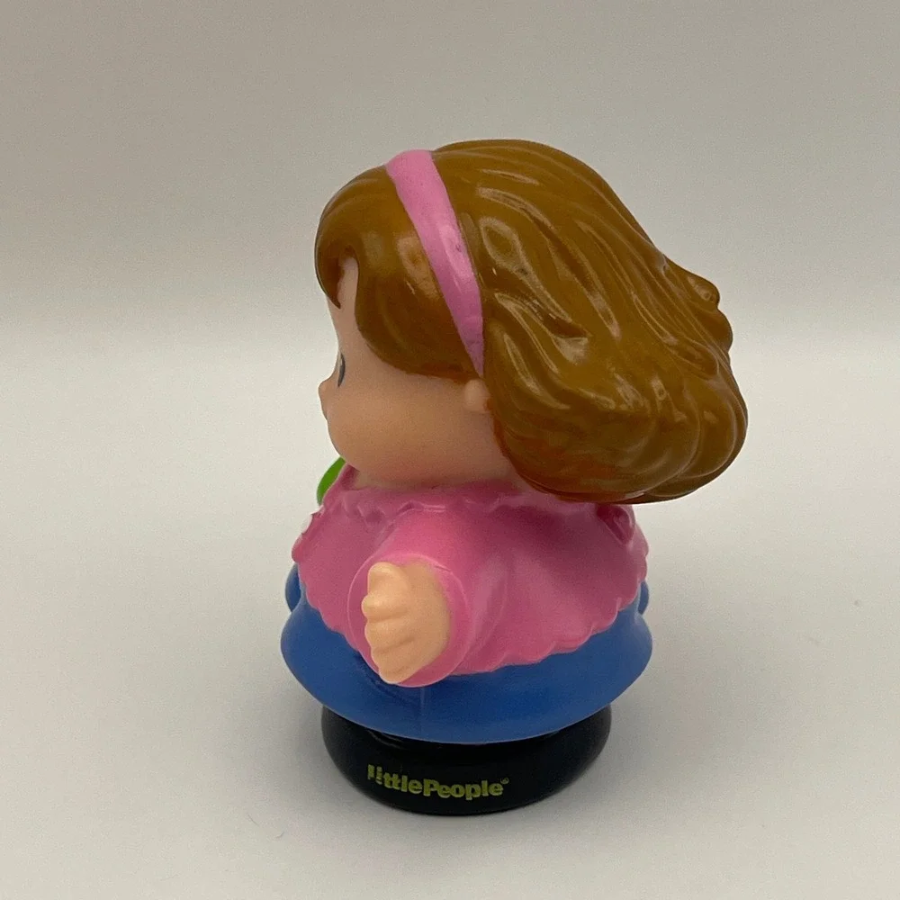 Fisher Price Little People Mom Linda Figure Pink Shirt‎ Blue Skirt Green Bag Toy